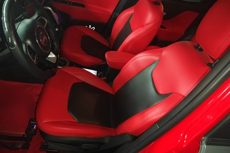 Used Jeep Renegade 2017 180T Automatic High-Energy Version
