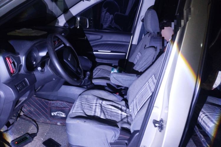 Used Dongfeng Fengon 380 2022 1.5L Comfort-Class Passenger Vehicle (Steel Spring) with 7 Seats