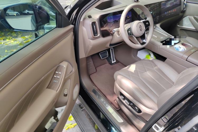 Used Hima AITO M8 2025 Extended-Range Max+ Version 53.4 kWh 6-Seater Edition Driver Seat