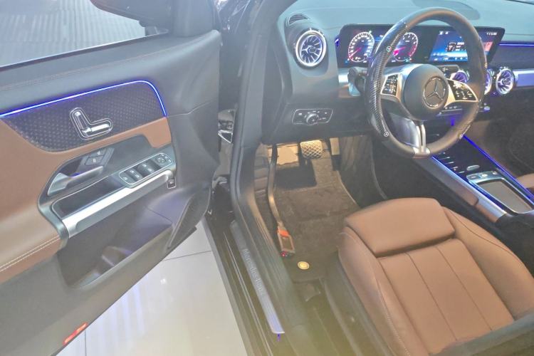 Used Mercedes-Benz GLB 2024 Refresh GLB 220 Dynamic Edition