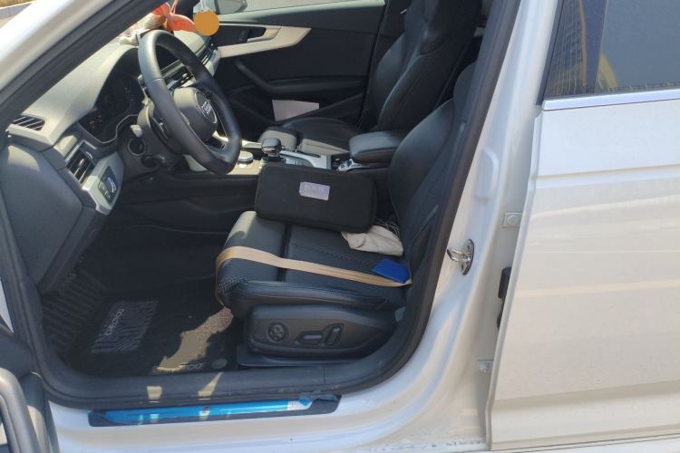 Used Audi A4L 2018 30th Anniversary Edition 40 TFSI Sport Edition