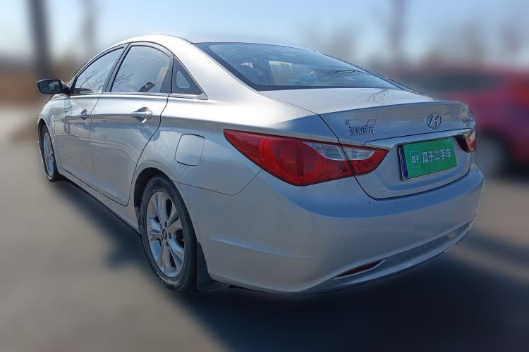 Used Hyundai Sonata 2011 2.0L Automatic Luxury Edition

