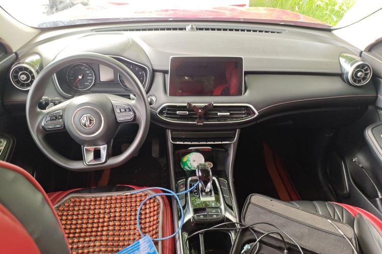 Used MG HS 2020 20T Automatic Two-Wheel Drive Ultra-Luxury Version China VI Standard Center Console