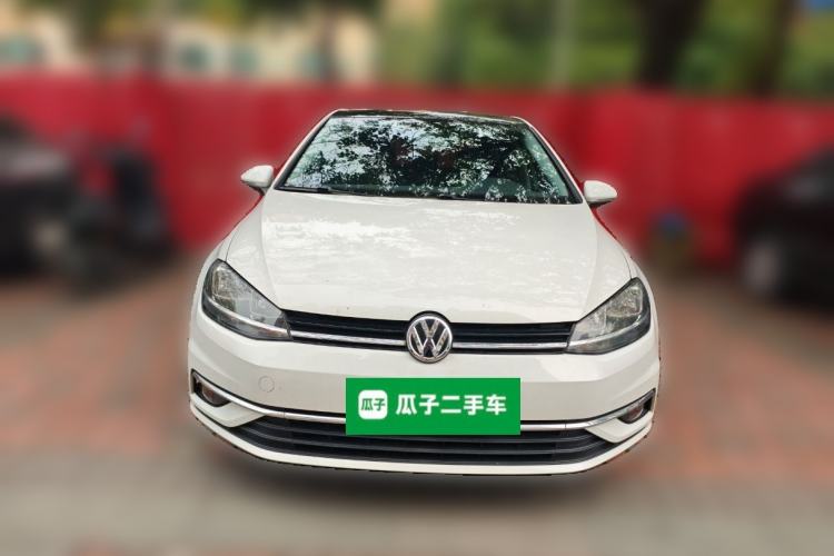 Used Volkswagen Golf 2018 230TSI Manual Comfort Version
