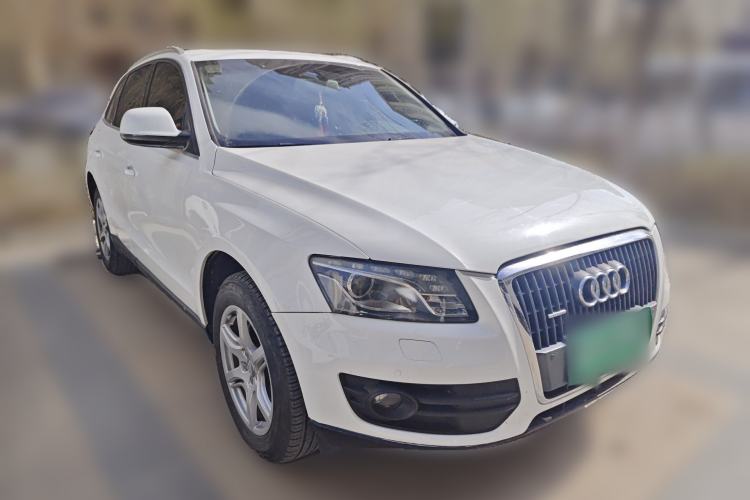 Used Audi Q5 2012 2.0TFSI Technology Model Front Right 45 Deg