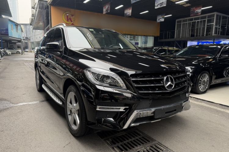 Used Mercedes-Benz M-Class 2015 ML 320 4MATIC
