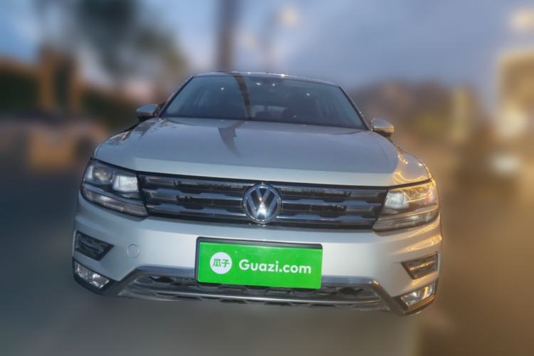 Used Volkswagen Tiguan L 2018 330TSI Automatic Two-Wheel Drive Luxury Edition Front