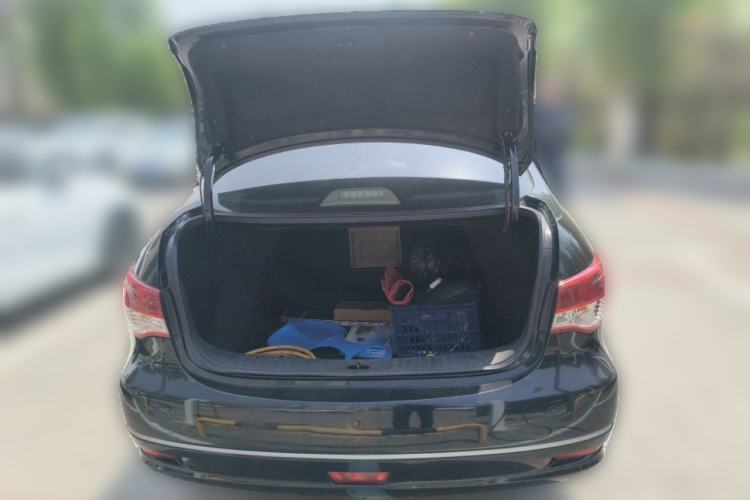 Used Nissan Sylphy 2012 Classic 1.6XL Manual Luxury Edition Trunk