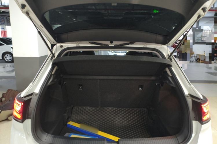 Used Volkswagen T-ROC 2024 280TSI DSG Two-Wheel-Drive Time Edition
