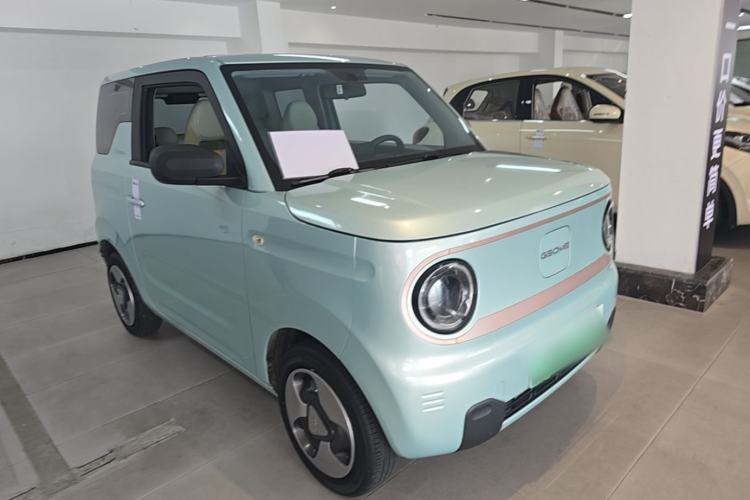 Used Geely Galaxy Panda 2023 Panda Mini New Year Edition Treasure Bear

