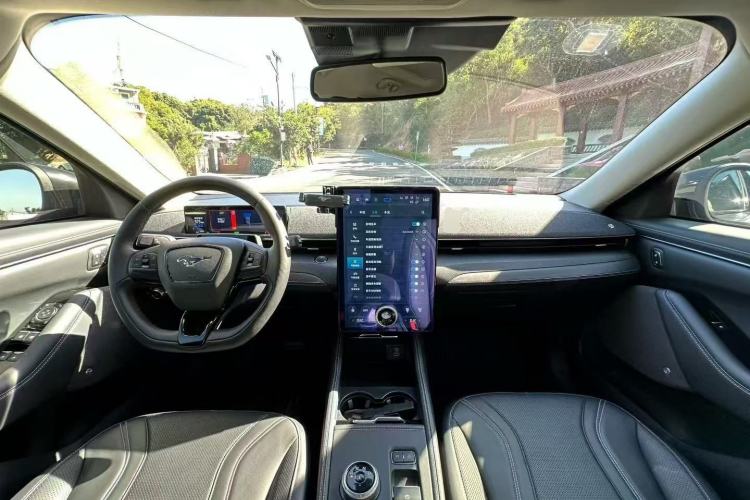 Used Ford Mustang Mach-E 2021 AION Y Plus Rear-Drive Luxury Edition (Long Range)