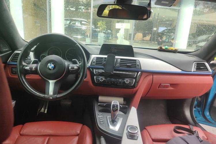 Used BMW 4 Series 2017 425i Gran Coupe Luxury M Sport Package Center Console