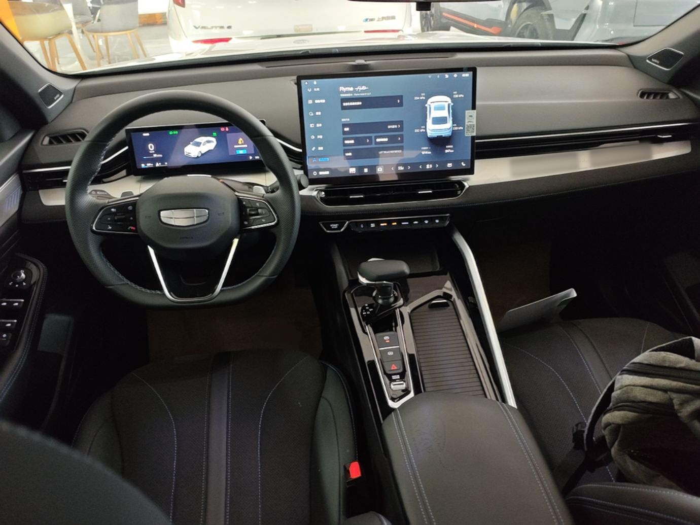 Geely Auto Preface 2025 Dongfang Yao 2.0TD Lanxing Edition — снимка 12