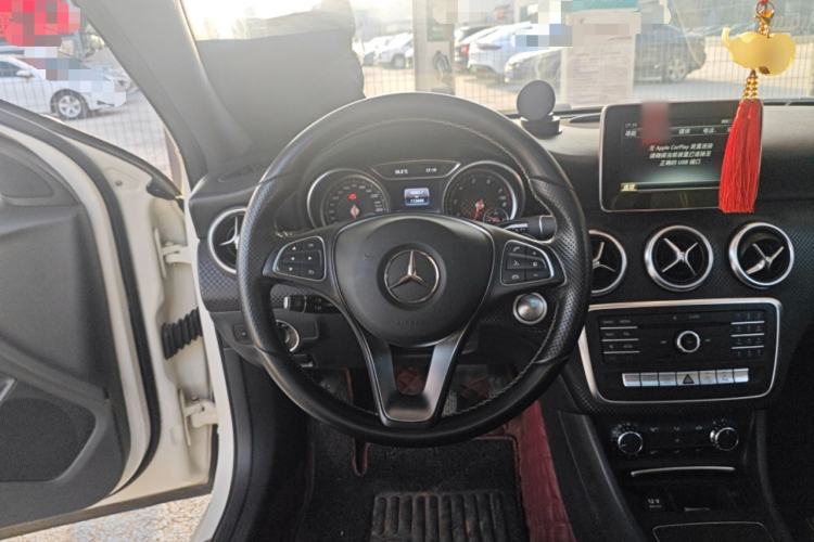 Used Mercedes-Benz A-Class 2016 A 200 Fashion Model
