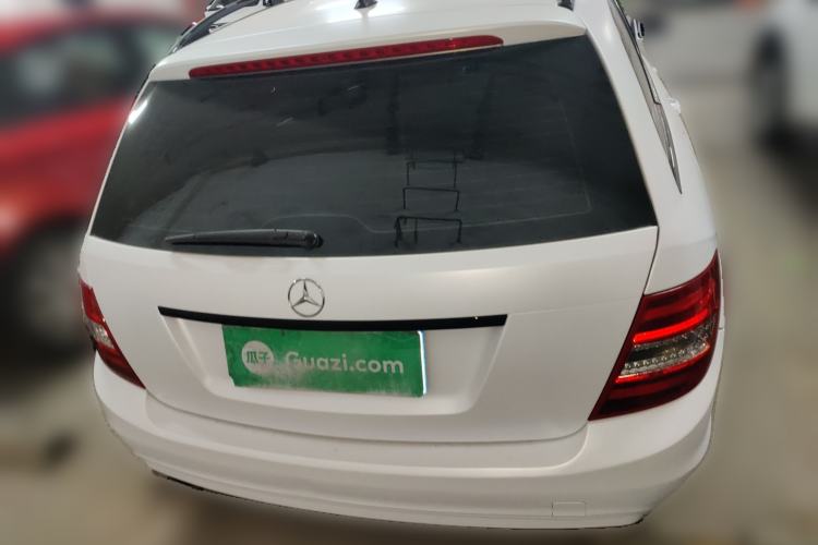 Used Mercedes-Benz C-Class 2011 C 200 Fashion Travel Edition
