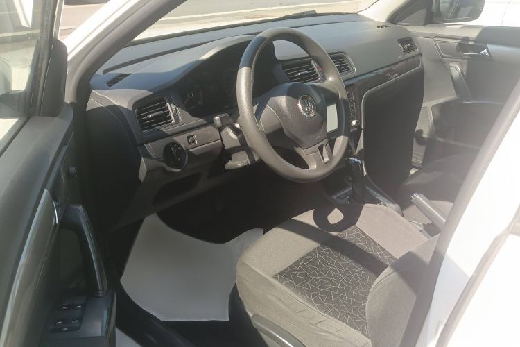 Used Volkswagen Lavida 2013 Revised Classic 1.6L Automatic Fashion Edition