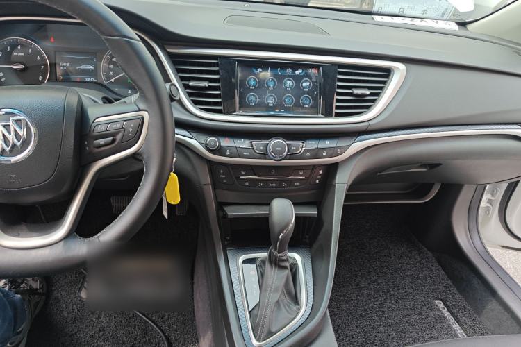 Used Buick GT 2019 18T Automatic Connected Elite Model China V Standard Center Console