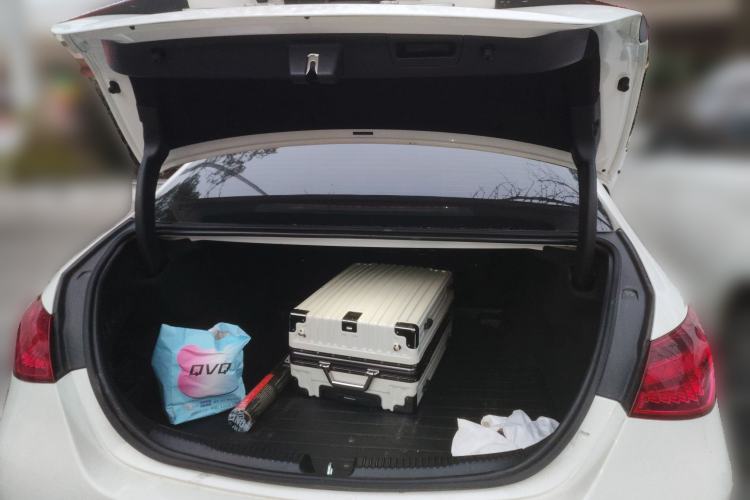 Used Mercedes-Benz C-Class 2023 Restyled C 260 L Night Edition Sports Version
