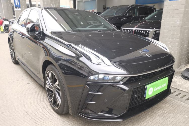 Used Lynk & Co 03 2023 1.5TD DCT JingPro Front Right 45 Deg