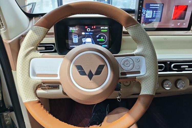 Used Wuling Hongguang MINIEV 2024 3rd Generation 215km Youth Edition
