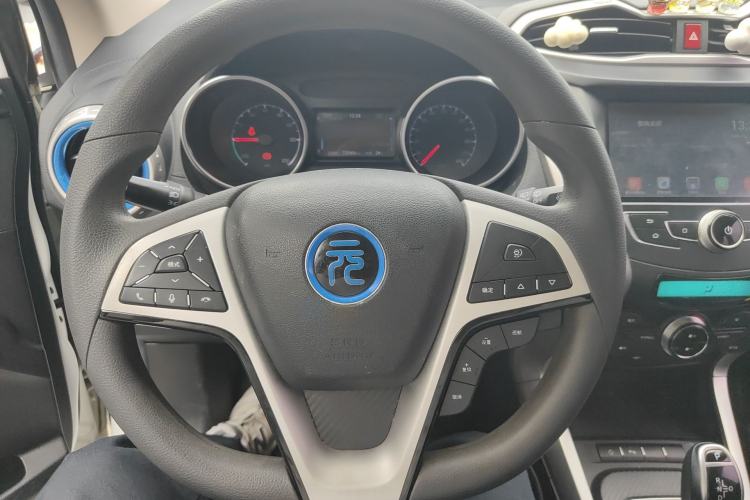 Used BYD Yuan New Energy 2018 EV360 Smart Connect Cool Edition Steering Wheel