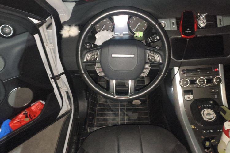 Used Land Rover Range Rover Evoque 2018 240 PS SE Smart Brilliance Edition
