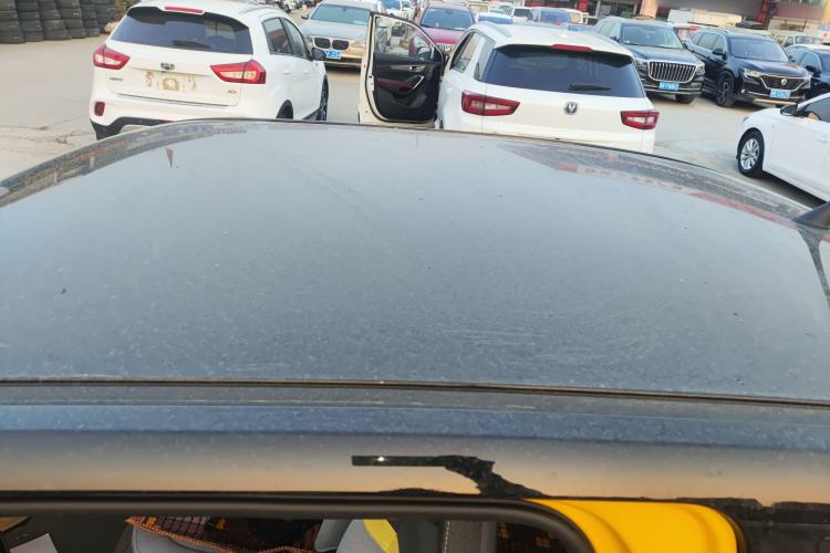 Used Wuling Hongguang MINIEV 2021 Macaron Premium Model – Lithium Iron Phosphate Roof