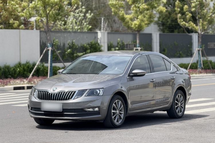 Used Skoda Octavia 2021 1.5L Automatic Comfort Edition