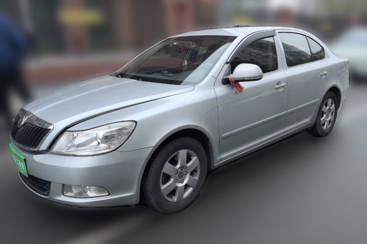 Used Skoda Octavia 2012 1.6L Manual Eado Edition