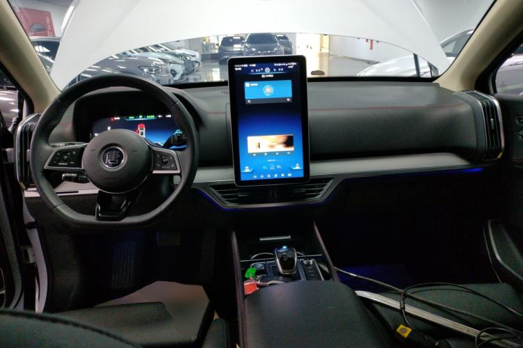 Used BYD Tang New Energy 2019 EV600D Four-Wheel Drive Smart Connect Genesis Edition Center Console