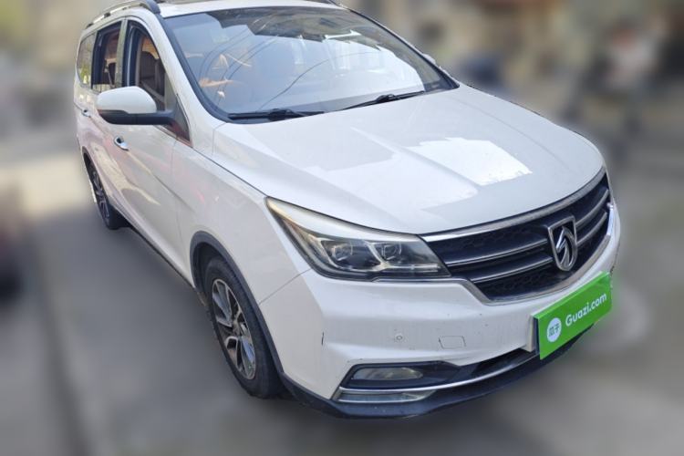 Used Baojun 730 2017 1.8L iAMT Luxury Version 7-Seater