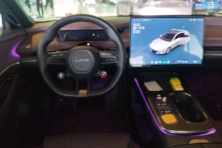 Used Xiaomi Auto SU7 2024 Rear-Drive Long-Range Intelligent Driving Version
