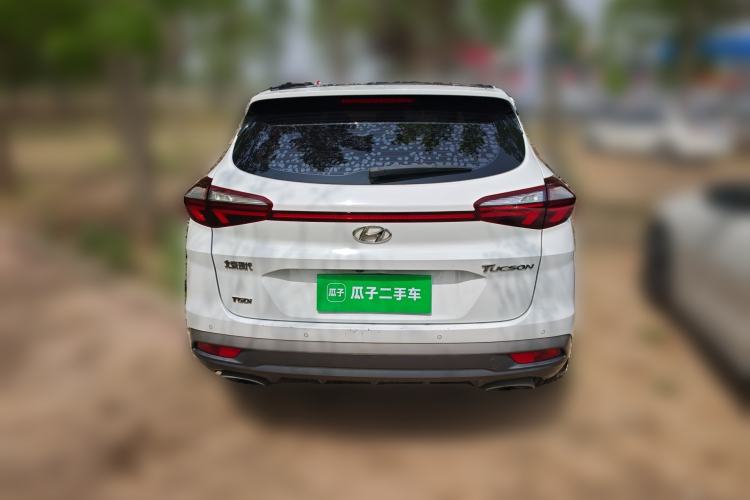 Used Hyundai Tucson 2019 280TGDi Dual-Clutch Two-Wheel Drive Fashion Edition China VI Standard Rear