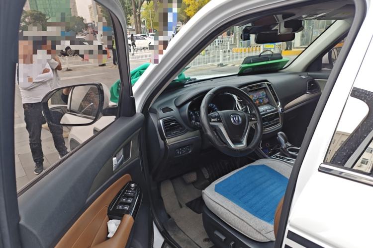 Used Changan CS95 2017 2.0T Four-Wheel Drive SmartDrive Edition
