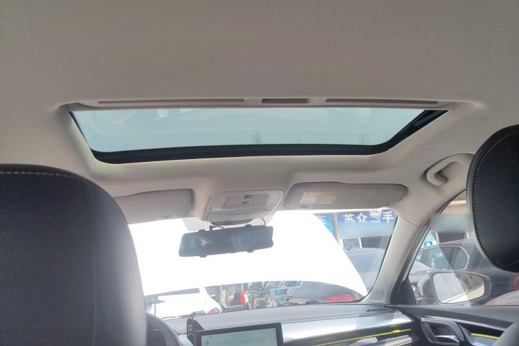 Used Roewe i5 2021 1.5L CVT Diamond Edition
