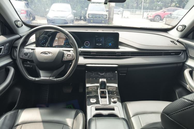 Used Chery Tiggo 8 PLUS 2022 290TGDI DCT Haoting Edition+