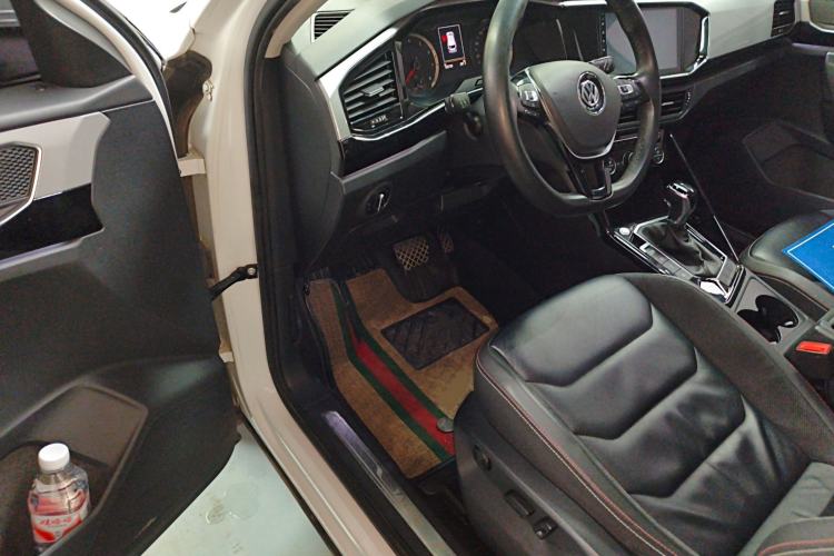 Used Volkswagen Tayron 2019 330TSI Two-Wheel-Drive Luxury Version China V Emission Standard
