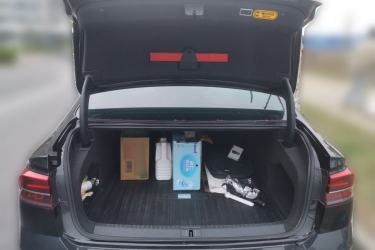 Used Volkswagen Phideon 2018 Revised Version 380TSI Two-Wheel Drive Business Edition
