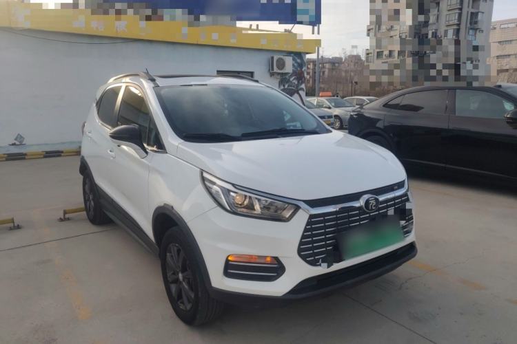 Used BYD Yuan New Energy 2019 EV360 Smart Connect Leading Model Front Right 45 Deg