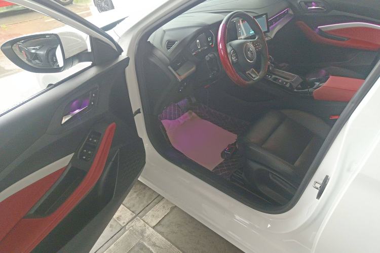 Used MG 5 2022 180 DVVT CVT Youth Luxury Edition
