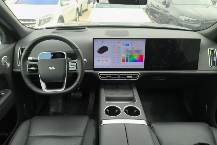 Used Li Auto L8 2025 Ultra Smart Refreshed Edition Center Console