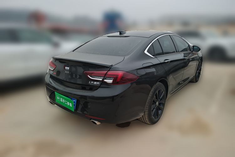 Used Buick Regal 2024 28T Luxury Edition Rear Right 45 Deg