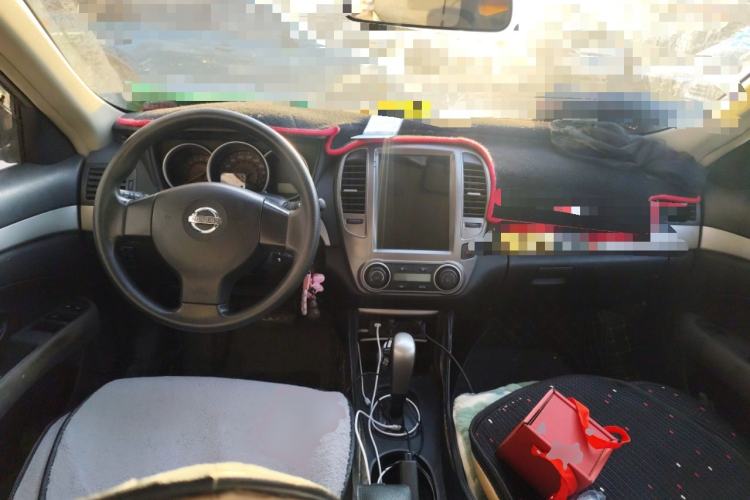 Used Nissan Sylphy 2012 Classic 1.6XE Automatic Comfort Edition Center Console