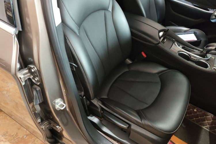 Used Buick Envision 2019 20T Two-Wheel Drive Leading Model China VI Standard
