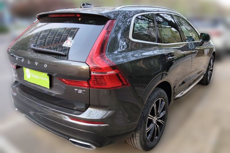 Used Volvo XC60 2021 T5 4x4 Smart Luxury Edition Rear Right 45 Deg