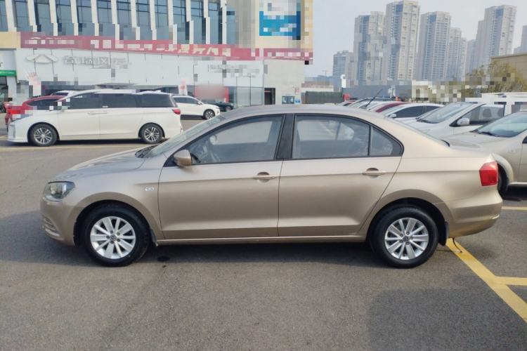 Used Volkswagen Jetta 2015 Zhuihui Edition 1.4L Manual Fashion Model