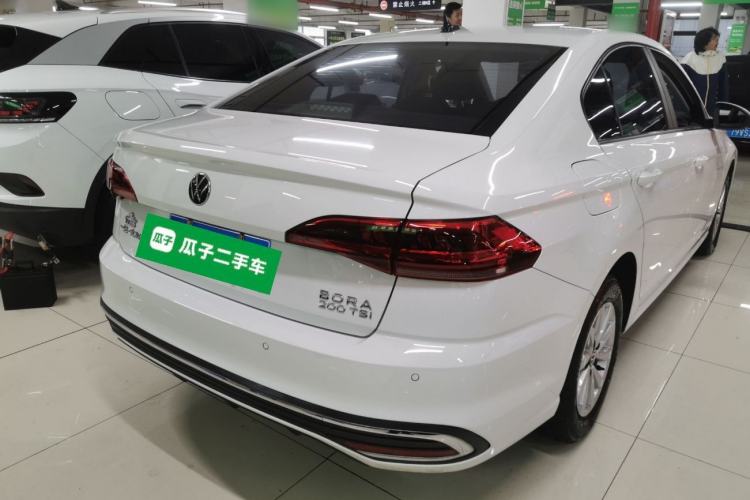 Used Volkswagen Bora 2023 200TSI DSG Comfort Edition Rear Right 45 Deg