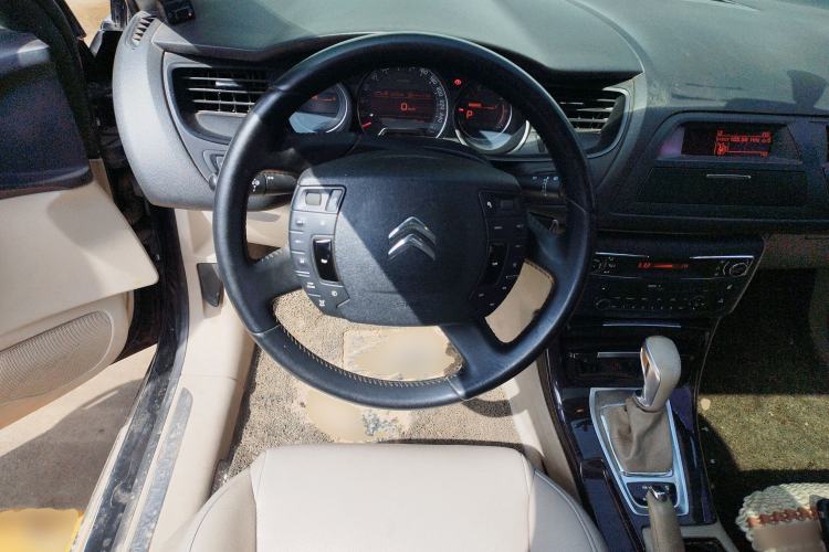 Used Citroen C5 2014 2.0L Automatic Zunyue Model