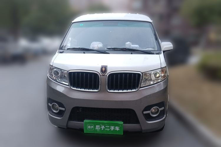 Used Jinbei Hiace X30 2021 1.5L Deluxe Edition Aluminum Wheels Two-Tone Design Central Air Conditioning MP5 Version Van China VI Standard SWC15M Front