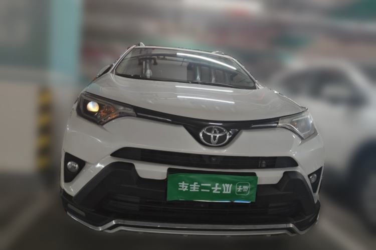 Used Toyota RAV4 2016 2.0L CVT Two-Wheel Drive Comfort Edition China V Standard